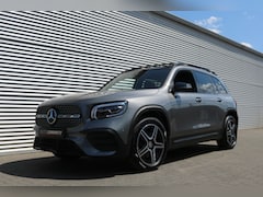 Mercedes-Benz GLB - 200 AMG Pakket AMG NightPakket (Pano Sportleder/Memory Carplay Sfeer Distronic Camera Keyl