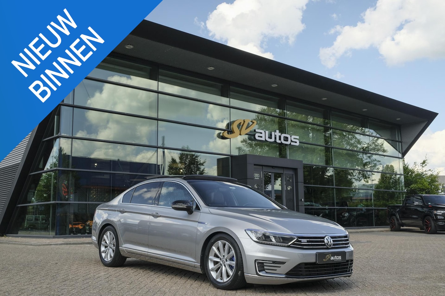 Volkswagen Passat - 1.4 TSI GTE 218pk Highline Panoramadak Camera *SOH 95%* Carplay NLauto LED Adaptive cruise - AutoWereld.nl