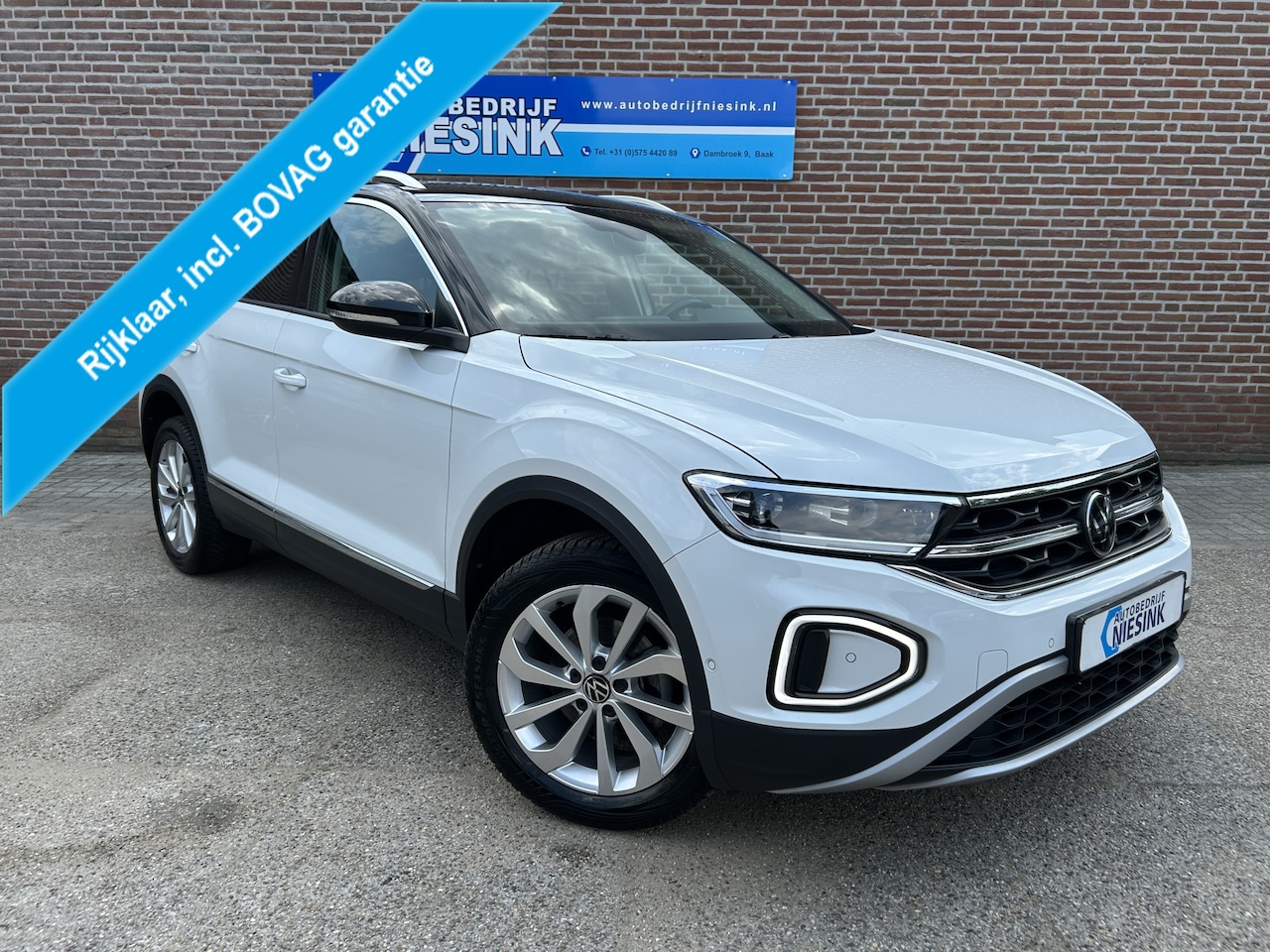 Volkswagen T-Roc - 1.0 TSI Style ACC/Carplay/PDC/Massage - AutoWereld.nl