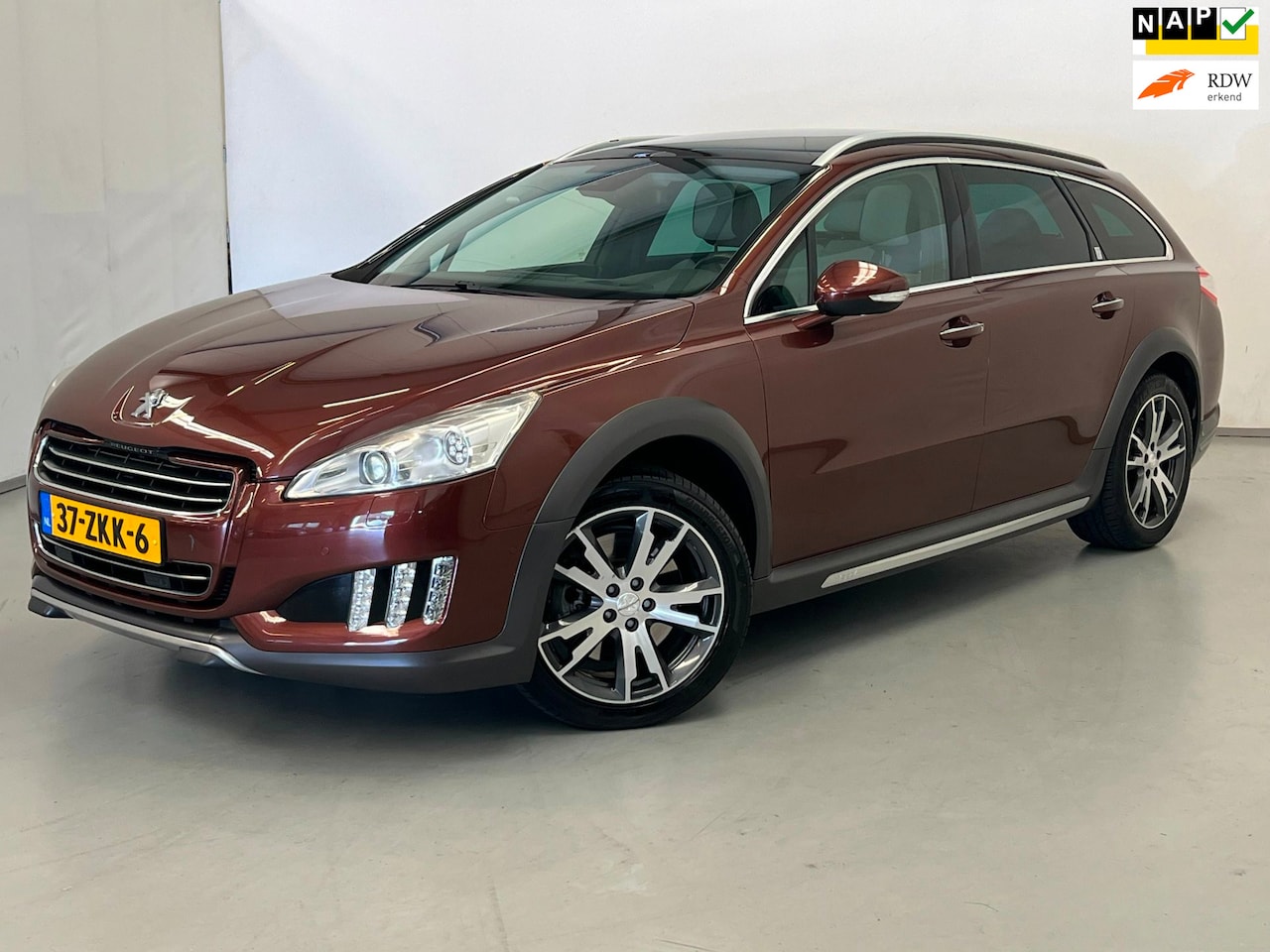 Peugeot 508 RXH - 2.0 HDi Hybrid4 / Pano / NL-auto / Xenon / Memory - AutoWereld.nl
