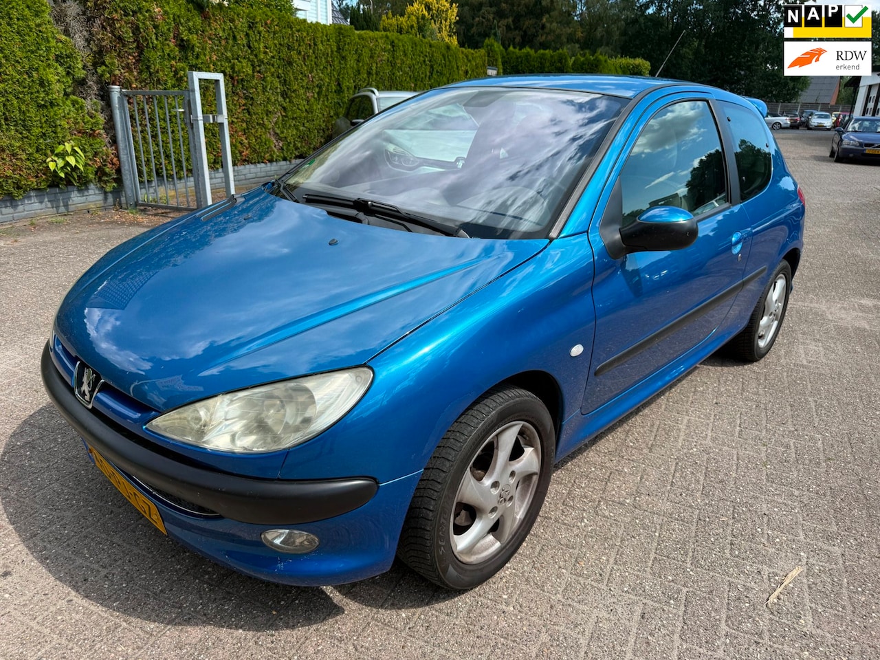 Peugeot 206 - 1.4-16V 3-DRS Gentry AIRCO CRUISE LMV NAP - AutoWereld.nl
