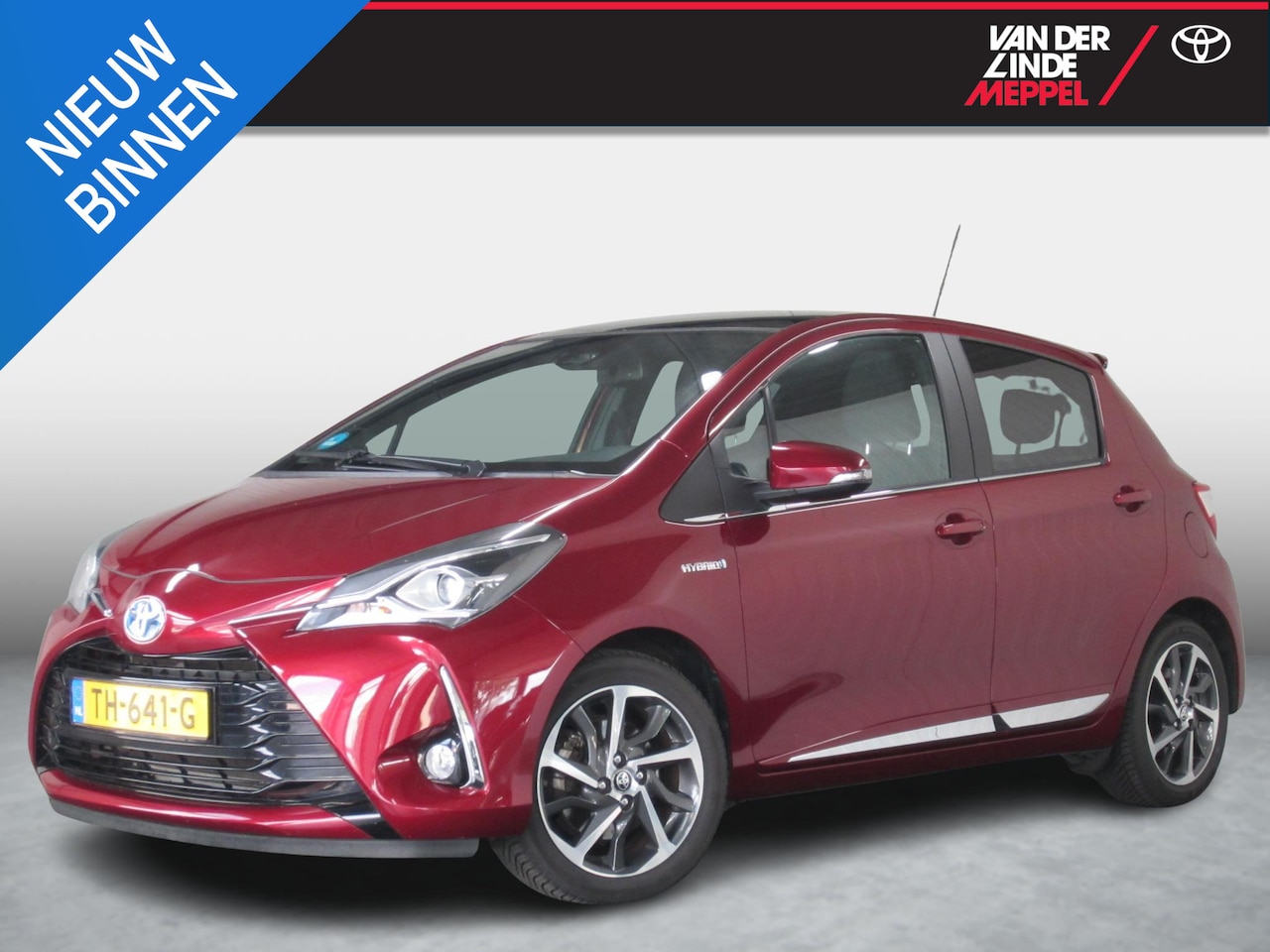 Toyota Yaris - 1.5 Hybrid Premium Panorama Trekhaak Navi - AutoWereld.nl