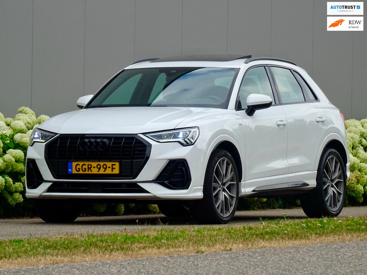 Audi Q3 - 35 TFSI S Edition ONE / Pano / Virtual Cockpit / - AutoWereld.nl