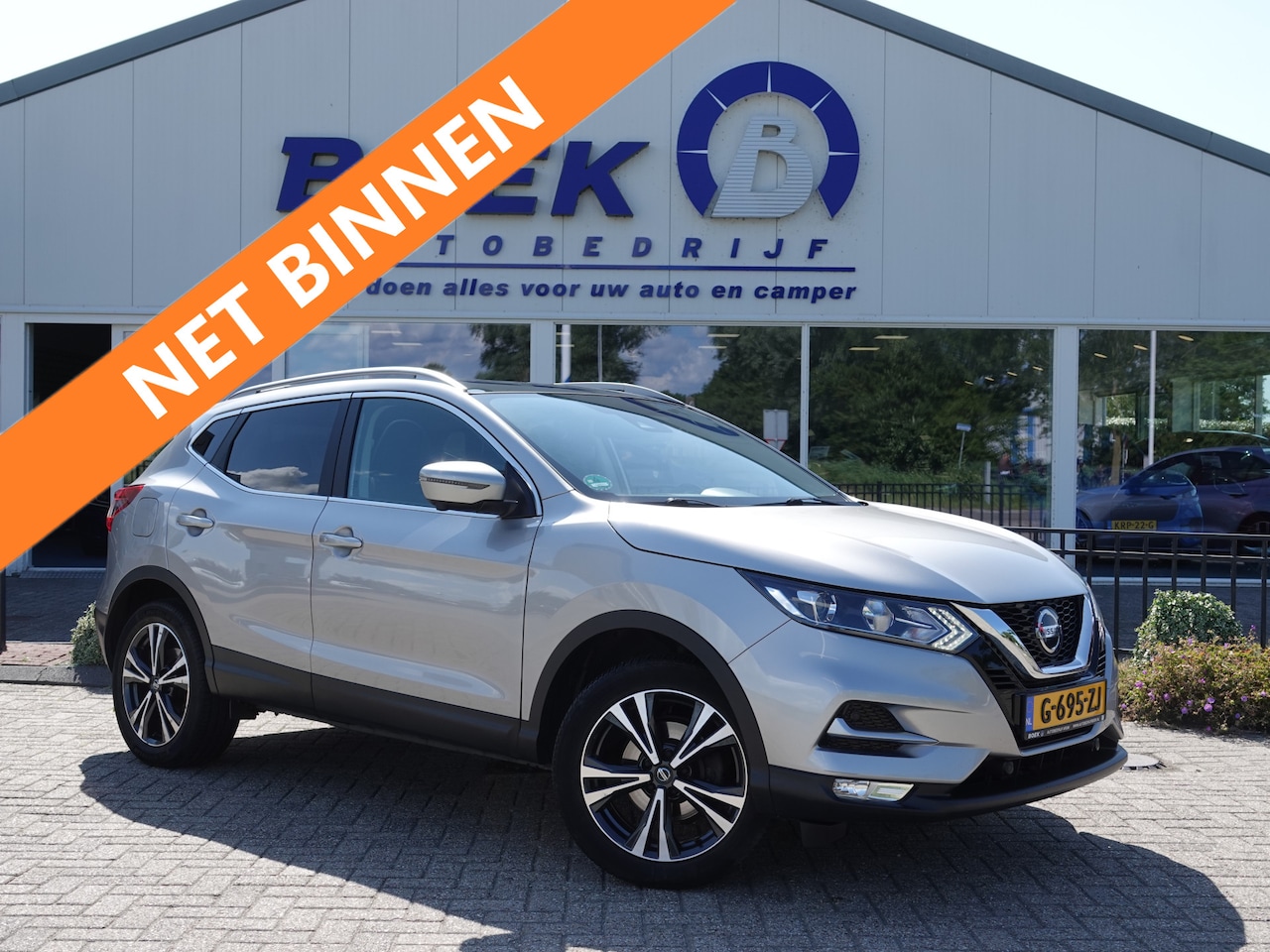 Nissan Qashqai - 1.3 DIG-T AUT. N-Connecta PANO | LMV | CRUISE | CAMERA | ECC - AutoWereld.nl