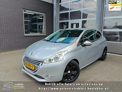 Peugeot 208 - 1.6 VTi Allure | Airco | Cruise | Navigatie | Bluetooth| Parkeersensoren Achter