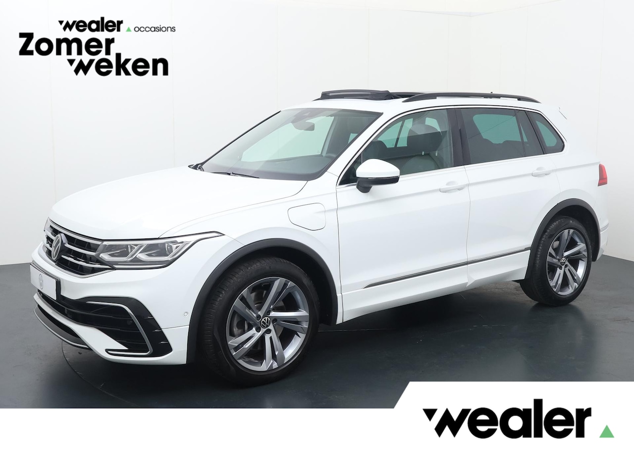 Volkswagen Tiguan - 1.4 TSI eHybrid R-Line Business+ | 245 PK | SoH 94% | Adaptive Cruise Control | Panoramada - AutoWereld.nl