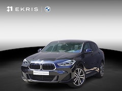 BMW X2 - sDrive18i M Sportpakket | 19 inch LM M Dubbelspaak | Trekhaak met afneembare kogel | Head