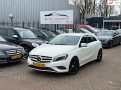 Mercedes-Benz A-klasse - 180 Prestige Aut/Navi/Cruise/Xzenon/Leer/lichtmetalen velgen/Nieuw Apk/2 sleutels aanwezig