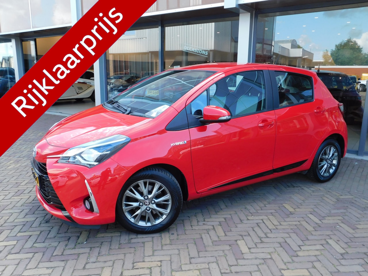 Toyota Yaris - 1.5 Hybrid Design | NAVI - AutoWereld.nl