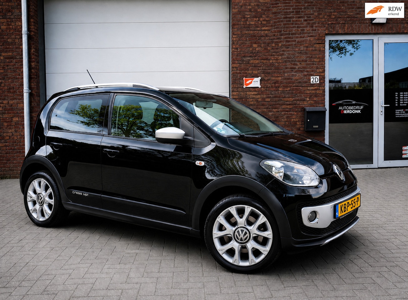 Volkswagen Up! - 1.0 cross up! BlueMotion|AIRCO|CRUISE|NEW APK - AutoWereld.nl