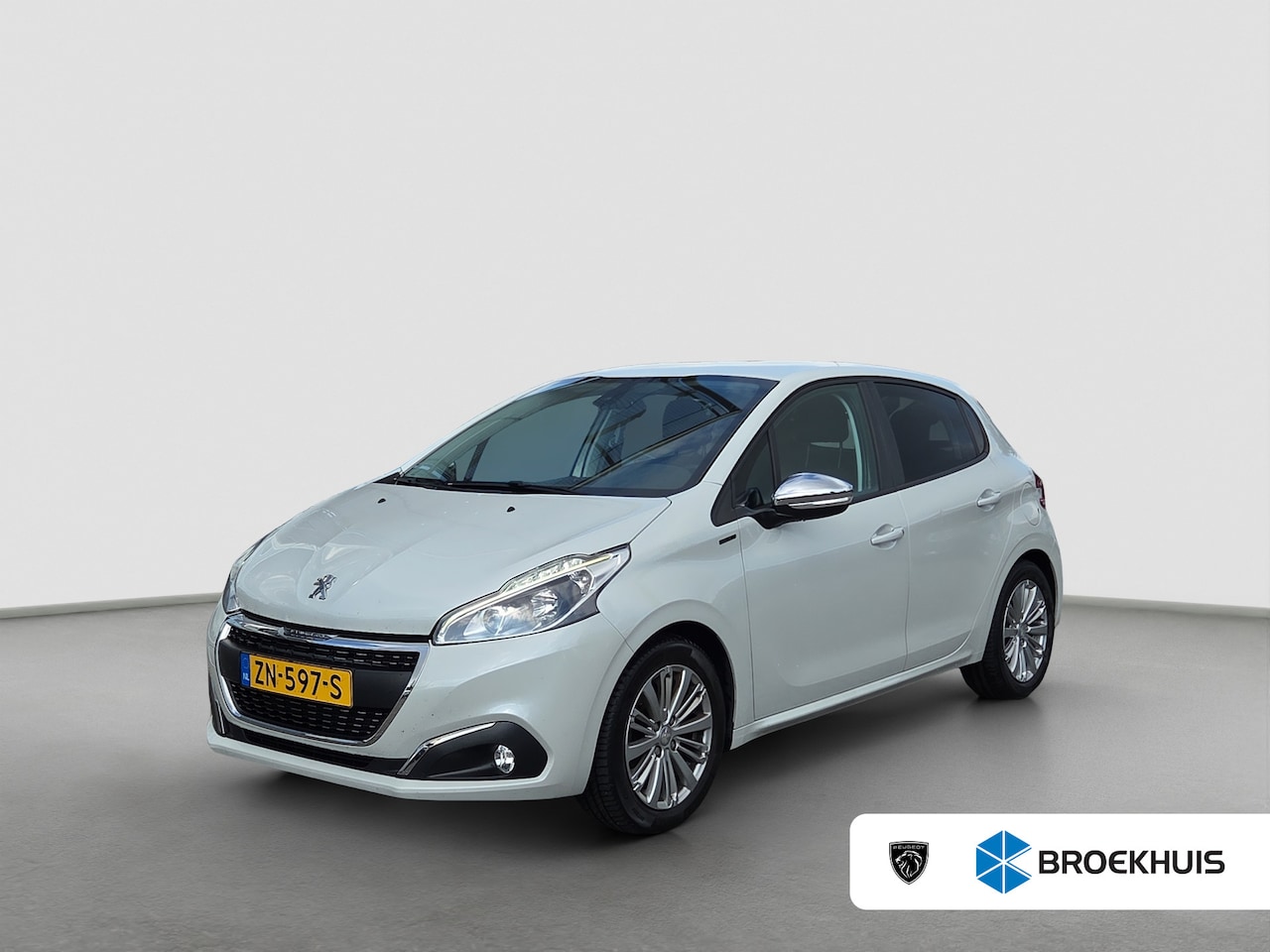 Peugeot 208 - 1.2 PureTech Signature | Airco | Cruise control | DAB ontvanger - AutoWereld.nl