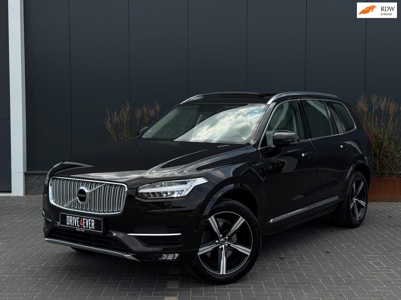 Volvo XC90 - 2.0 T5 AWD Inscription M17 PANO|NAVI|TREKHAAK|CAMERA|LED|LEDER|CLIMATE CONTROL|CRUISE CONT - AutoWereld.nl