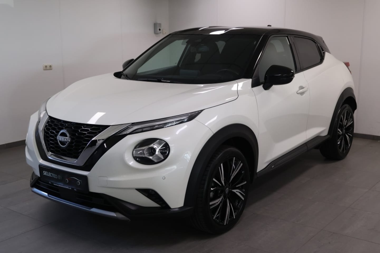 Nissan Juke - 1.0 DIG-T N-Design | Two-Tone | Automaat - AutoWereld.nl