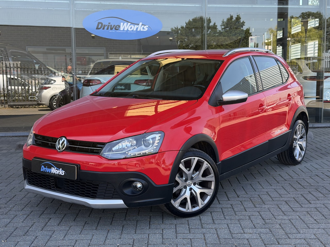 Volkswagen Polo - 1.2 TSI Highline DSG | Adaptive CC | Xenon | LED | Climate C | Winter-pakket | Automaat | - AutoWereld.nl