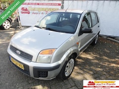 Ford Fusion - 1.4-16V Champion