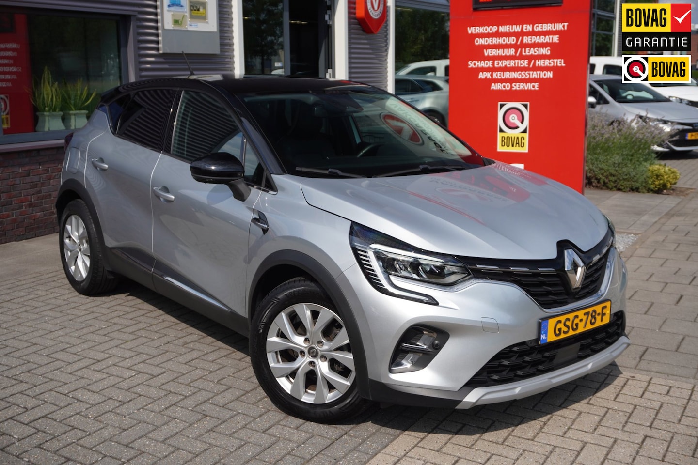 Renault Captur - 1.3 TCe 140 Intens / Trekhaak / Camera / Stoelverwarming - AutoWereld.nl