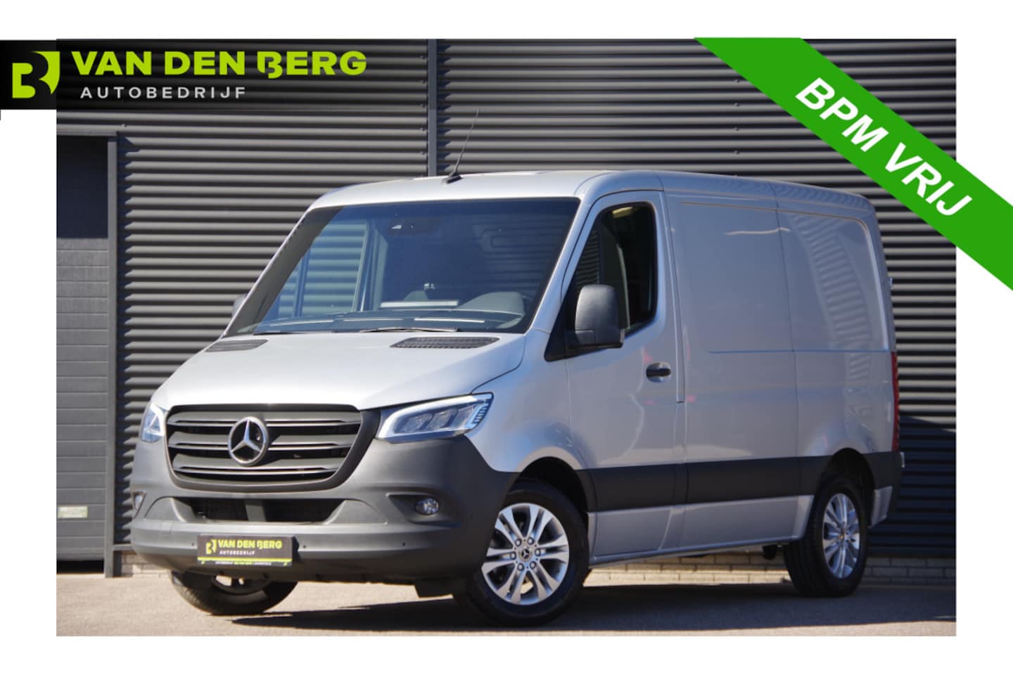 Mercedes-Benz Sprinter - 317 1.9 CDI L1H1 RWD L1H1 AUT. LED, ADAPT. CRUISE, MBUX 10'', GEV. STOEL, CAMERA, NAVI, CL - AutoWereld.nl