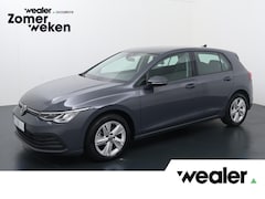 Volkswagen Golf - 1.0 eTSI Life | 110 PK | Automaat | Adaptive cruise control | Achteruitrijcamera | Apple C