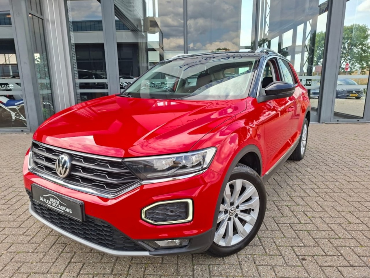 Volkswagen T-Roc - 1.5 TSI 150PK SPORT EDITION NAVI LMV PDC VIRTUAL WINTERPACK - AutoWereld.nl