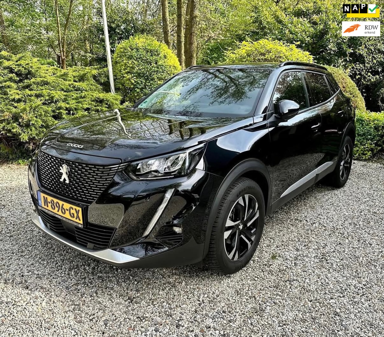 Peugeot 2008 - 1.2 PureTech Allure Pack Nav/Cam/3D/NAP! - AutoWereld.nl