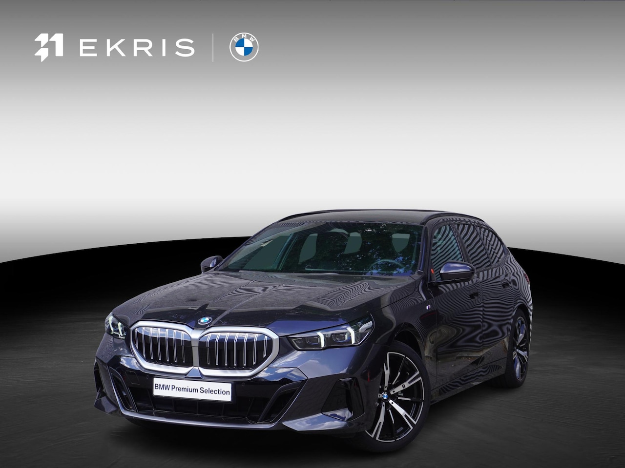 BMW 5-serie Touring - 520i M Sportpakket | 20 inch LM M Sterspaak | Driving Assistant Plus | Harman-Kardon sound - AutoWereld.nl