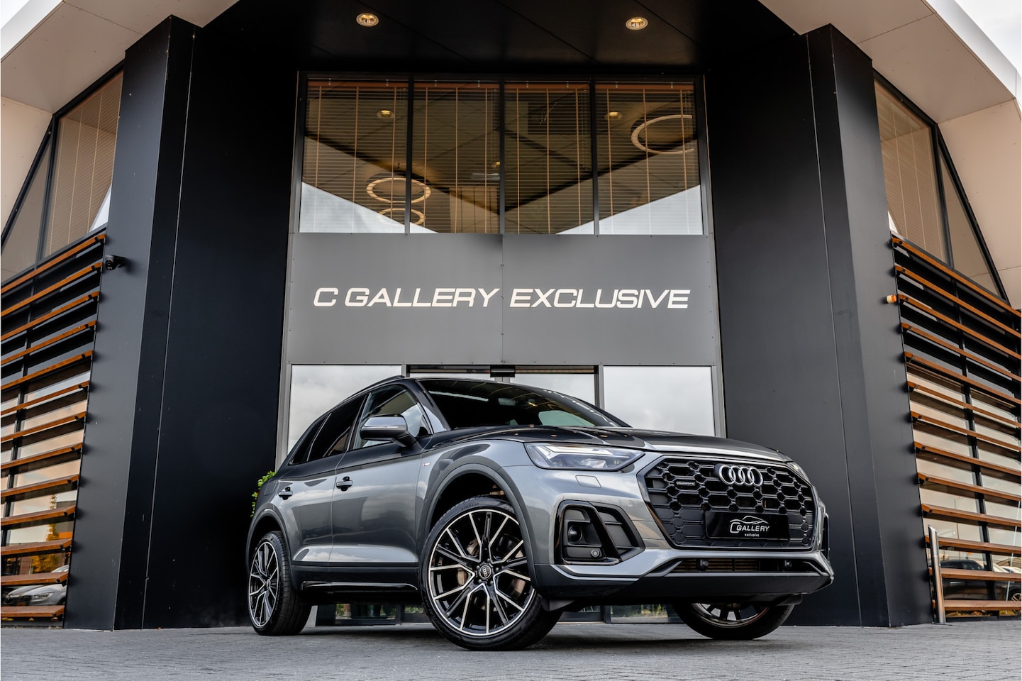 Audi Q5 - 50 TFSI e Advanced edition - S Line | Panorama | RS Seats | ACC | Keyless - AutoWereld.nl