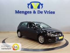 Volkswagen Golf - 1.6 TDI Comfortline BlueMotion Airco ECC | Cruise Control | Parkeersensoren | Navigatie