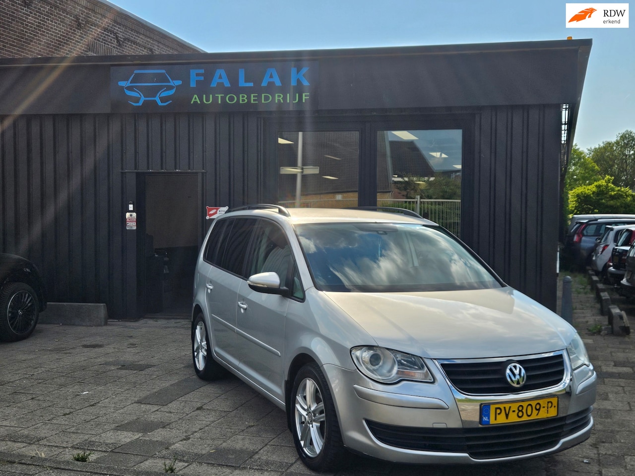 Volkswagen Touran - 1.4 TSI Highline 7p. 1.4 TSI Highline 7 personen - AutoWereld.nl