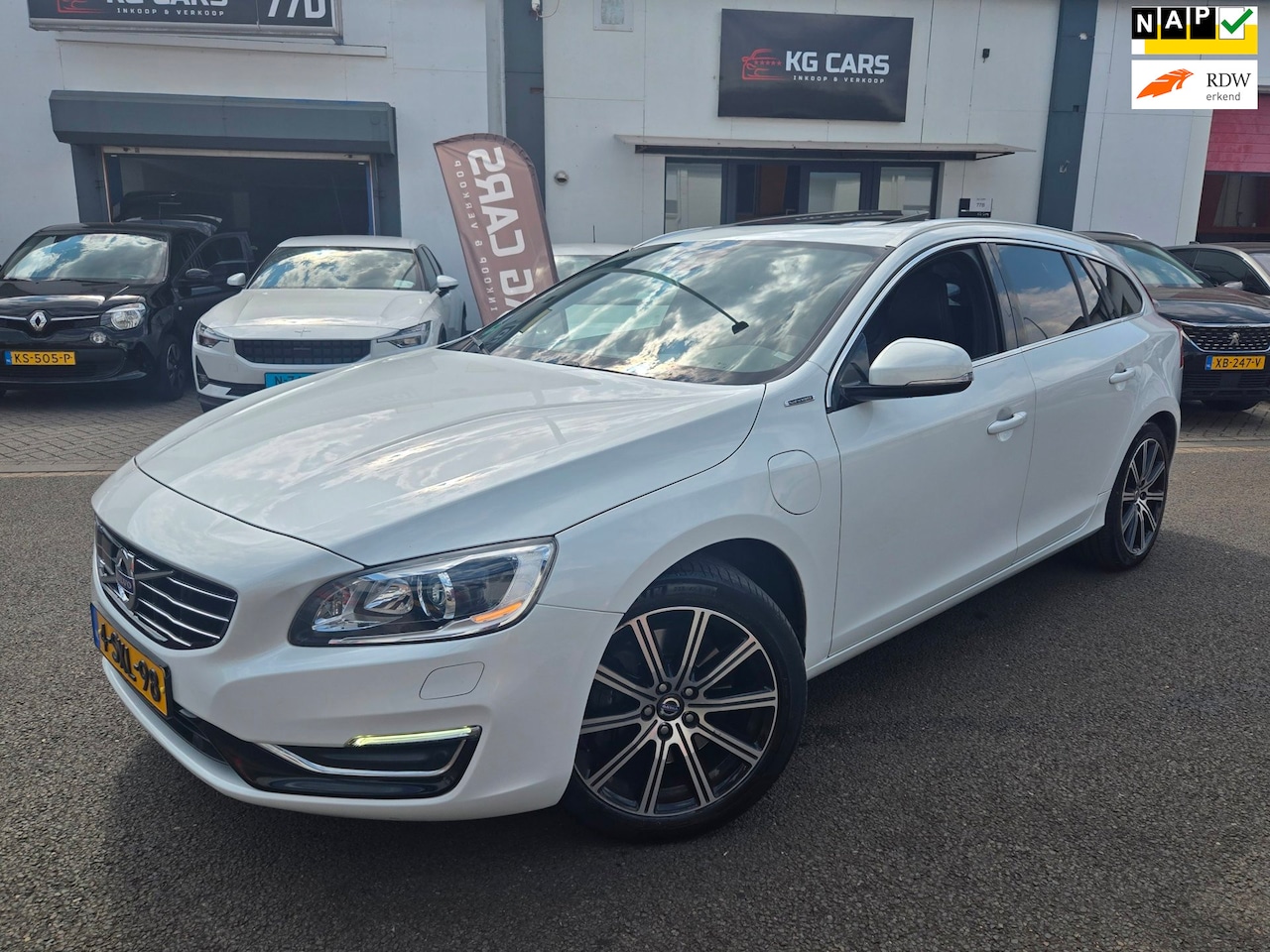 Volvo V60 - 2.4 D6 AWD Plug-In Hybrid Summum|Bomvol| - AutoWereld.nl