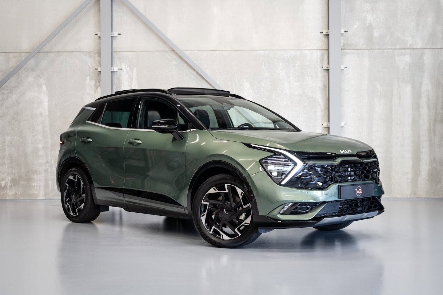 Kia Sportage - 1.6 T-GDi Plug-in Hybrid AWD GT-Line | Pano | 360 camera | ACC | Memory | SOH 100% - AutoWereld.nl