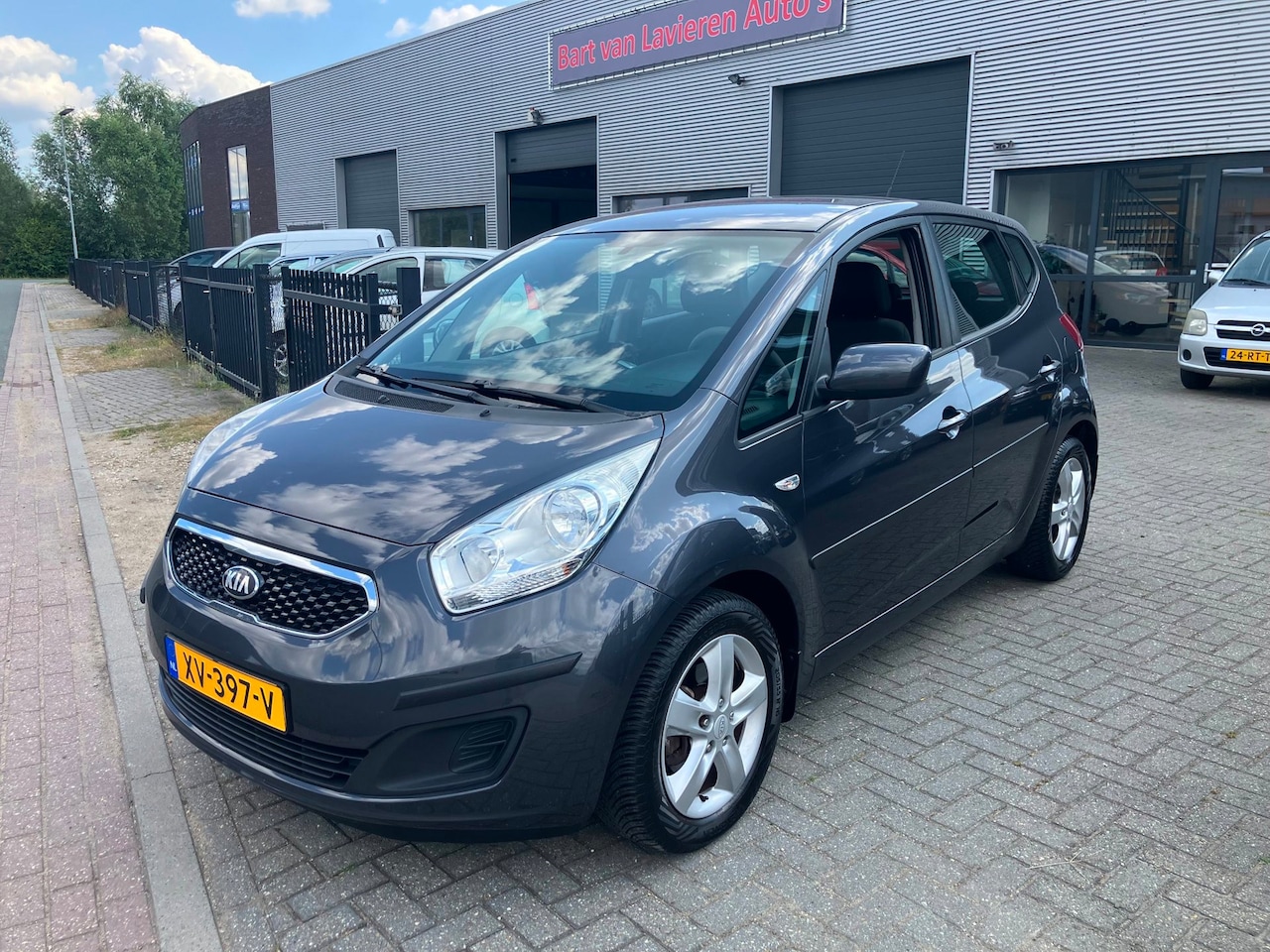 Kia Venga - 1.6 CVVT Comfort Pack AUTOMAAT - AutoWereld.nl