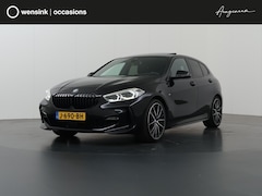 BMW 1-serie - 118i High Executive Edition | M-Pakket | Panoramadak | ShadowLine | Sportstoelen | Navigat