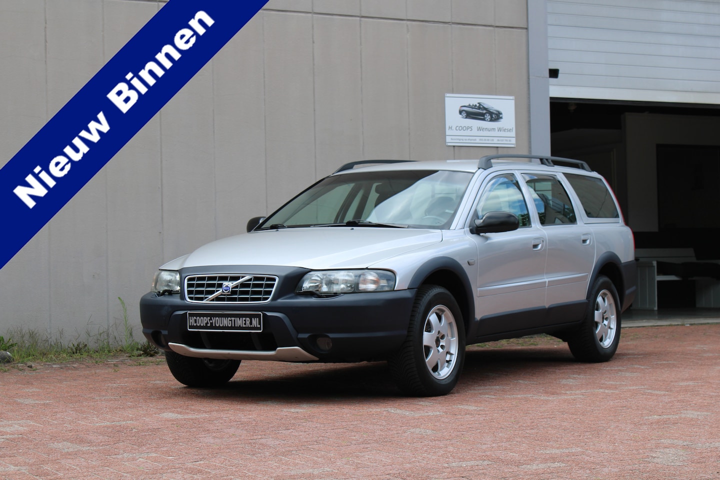 Volvo XC70 - 2.4 T AWD AUTOMAAT YOUNGTIMER incl. 21% BTW - AutoWereld.nl