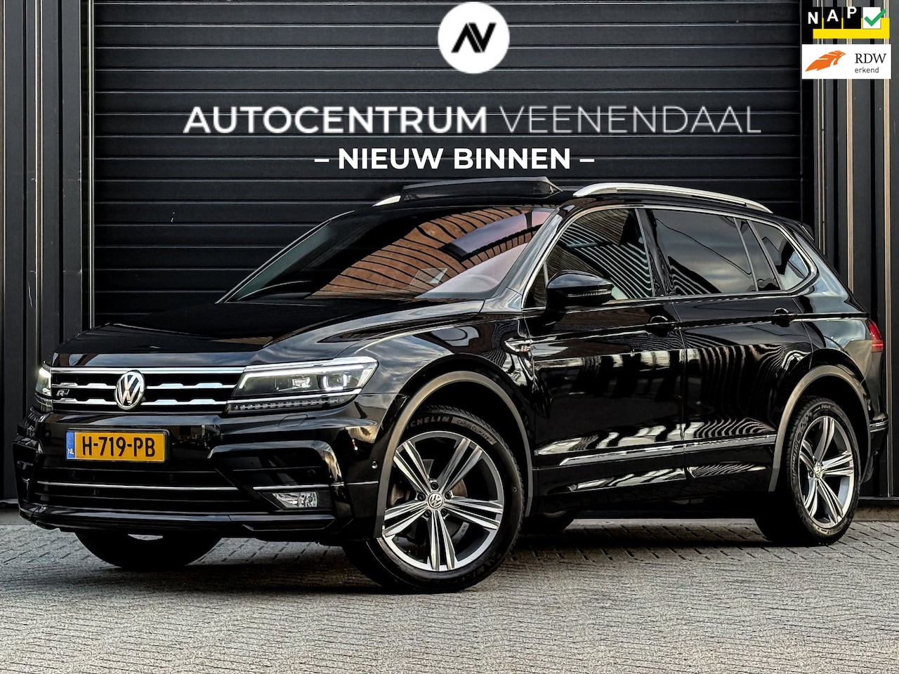 Volkswagen Tiguan Allspace - 1.5 TSI 3X R-LINE PANO/TREKHAAK/HUD/VIRTUAL/ACC/CAMERA/LEDER - AutoWereld.nl