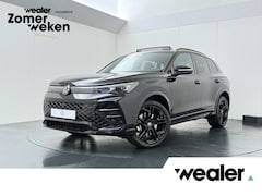 Volkswagen Tiguan - 1.5 eHybrid R-Line Edition | 204 PK | SoH 100% | Trekhaak wegklapbaar | Adaptive Cruise Co