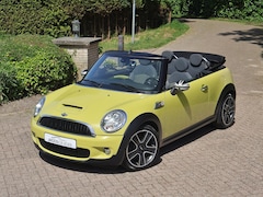 MINI Cabrio - 1.6 Cooper S 175pk Xenon/17"/Stoelverwarm