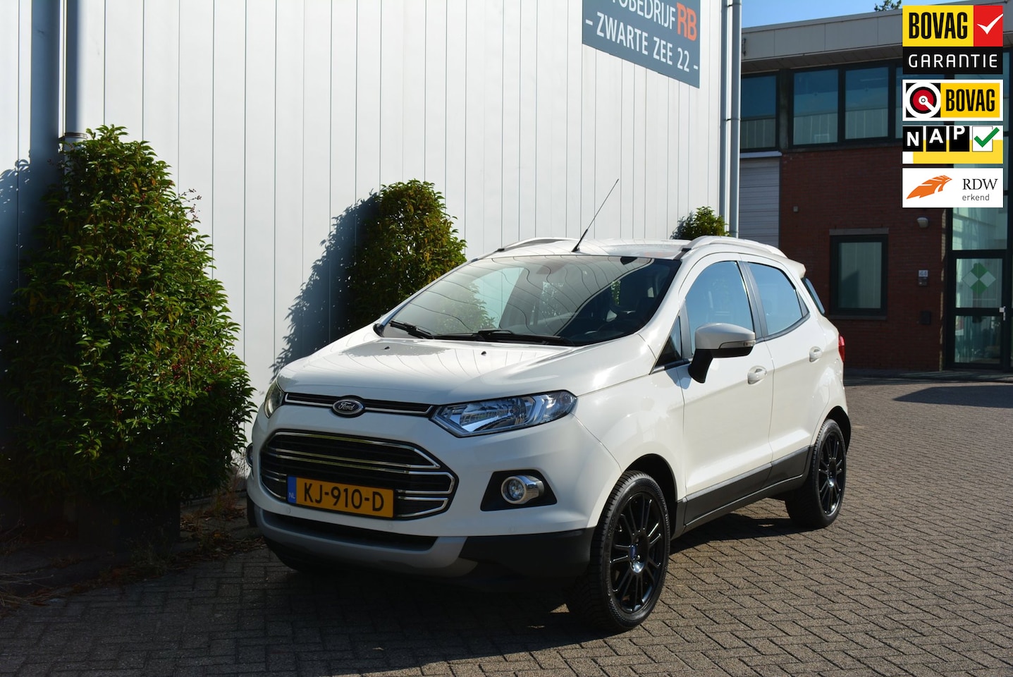 Ford EcoSport - 1.5 Ti-VCT Titanium Automaat! | Trekhaak | Cruise Control | Navigatie | Climate Control - AutoWereld.nl