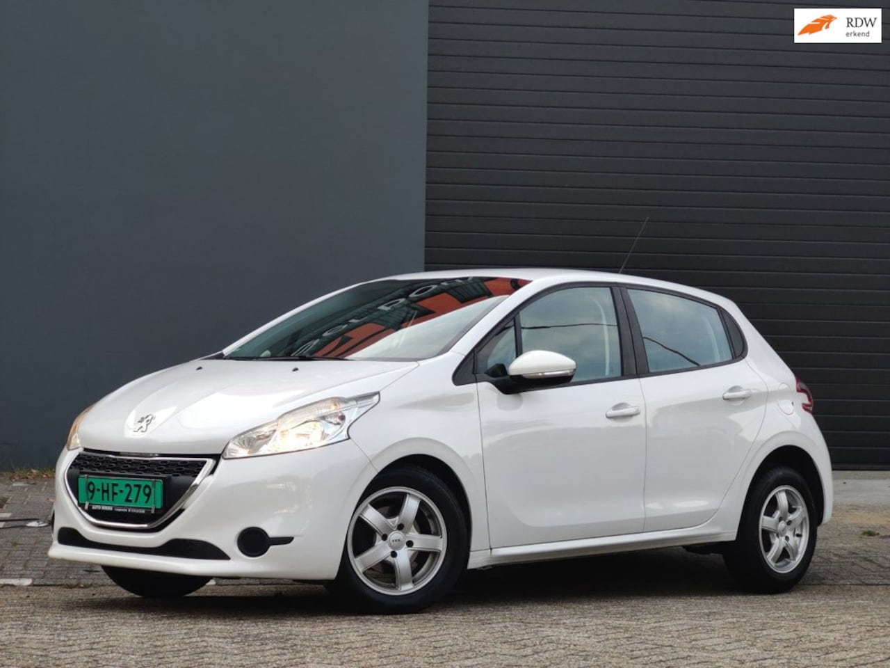 Peugeot 208 - 1.0 PureTech LIKE AIRCO|PDC|Nieuw Distributieriem - AutoWereld.nl