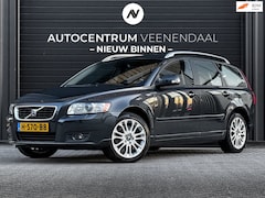 Volvo V50 - 2.5 T5 AWD R-Design AUT 230 PK DYNAUDIO/LEDER/KEYLESS