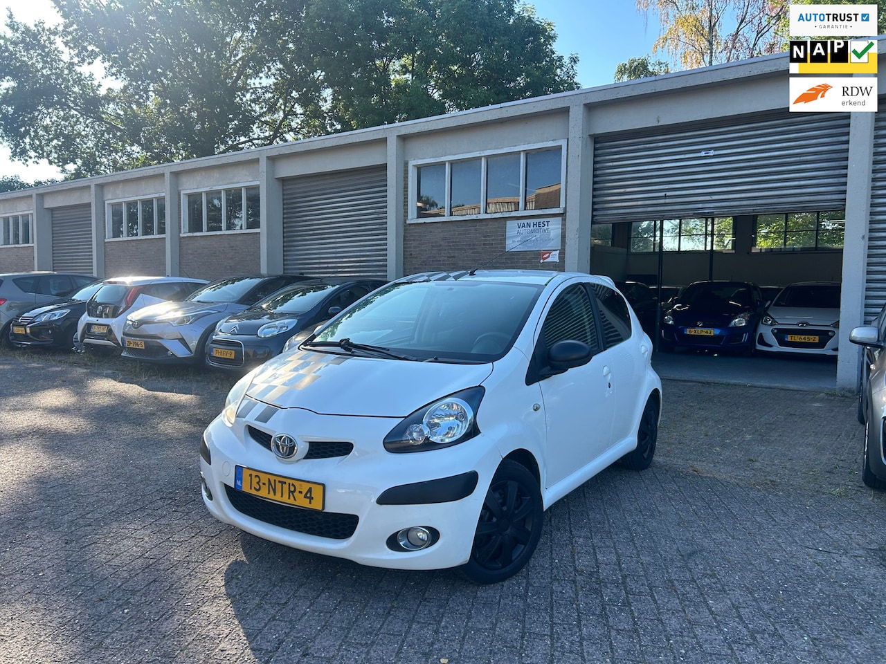 Toyota Aygo - 1.0-12V Comfort Airco/ Centrale Verg/ NAP! Netjes! - AutoWereld.nl