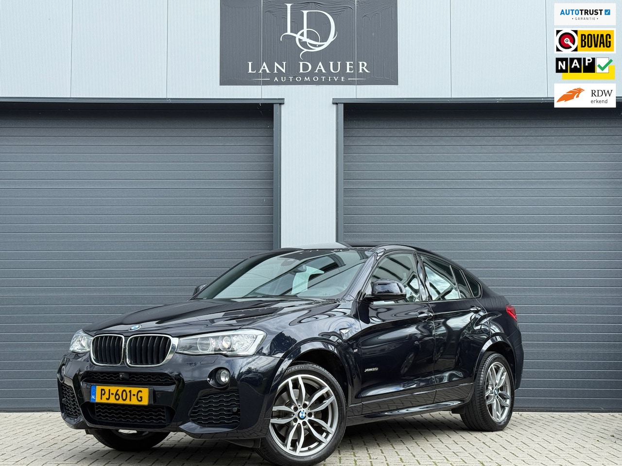 BMW X4 - XDrive20i High Executive M Sport Edition / 360 CAMERA - AutoWereld.nl