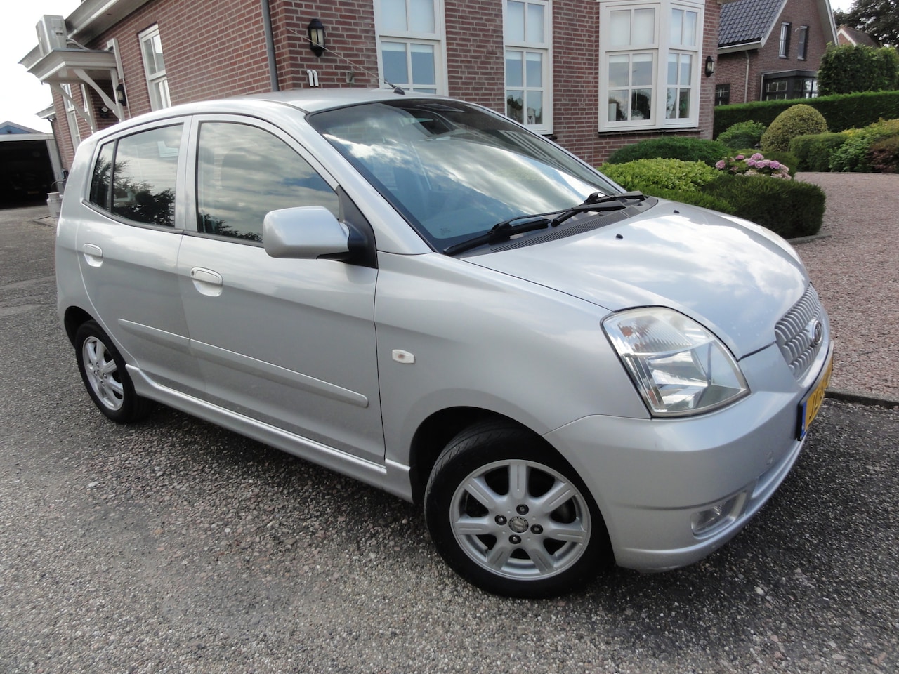 Kia Picanto - 1.1 X-tra A.P.K 31-05-2027 !! AIRCO - AutoWereld.nl