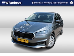 Skoda Fabia - 1.0 TSI 95pk Ambition / Navigatie / LM 15 inch / LED / Parkeersensoren A / APP Connect
