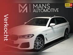 BMW 5-serie Touring - 530e M Sport / PANO / LASER / HUD / ACC / KEYLESS / CAMERA