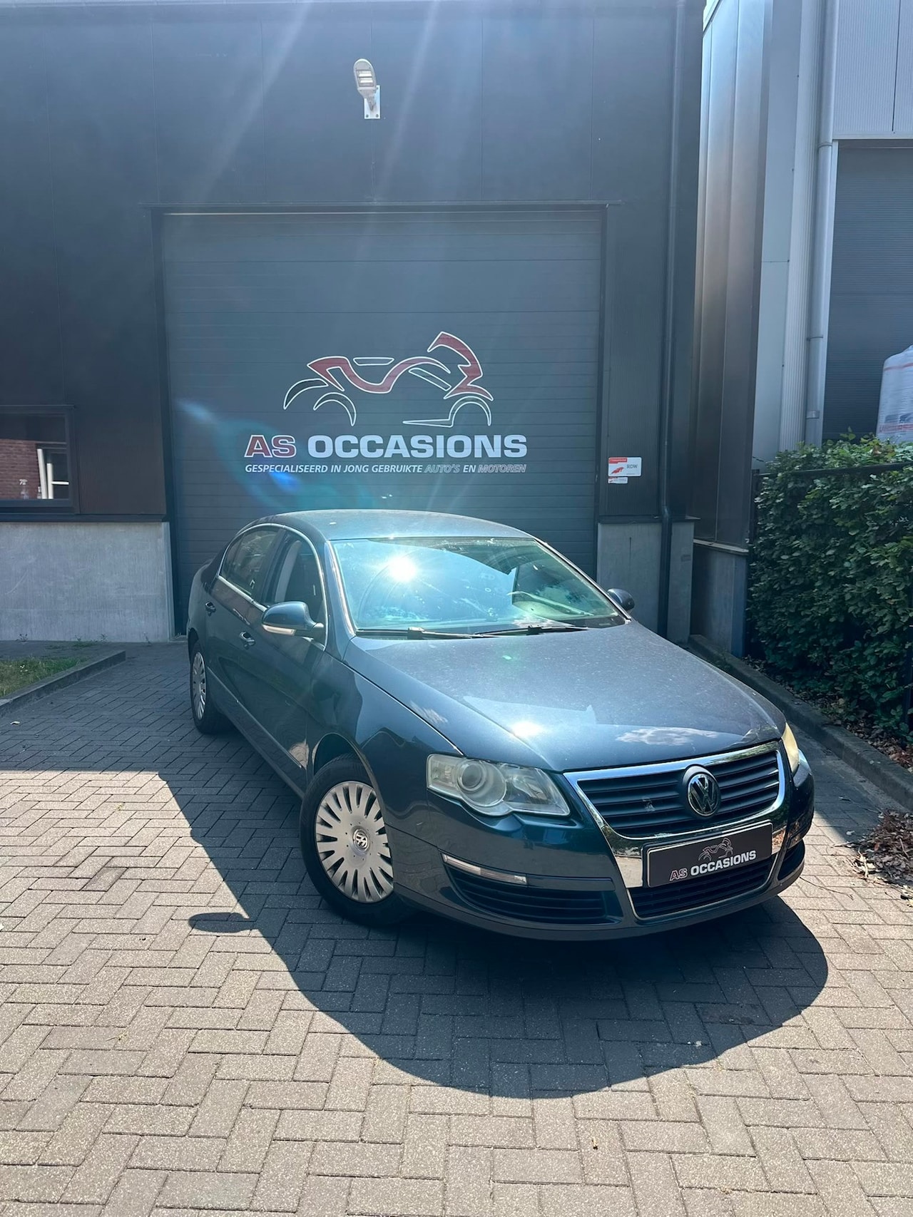 Volkswagen Passat - 2.0 FSI Airco - Navi - Cruise - AutoWereld.nl