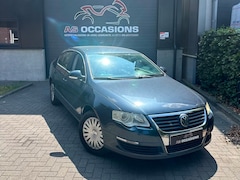 Volkswagen Passat - 2.0 FSI Airco - Navi - Cruise
