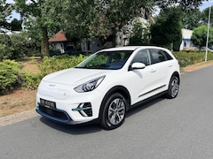 Kia e-Niro - ComfortLine 64 kWh 204PK ACC•Camera•Keyless