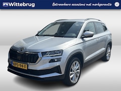 Skoda Karoq - 1.5 TSI ACT Style / AUTOMAAT/ TREKHAAK/ DIGITAL DASH/ NAVI/ SMARTLINK/ PARK. SENSOREN + CA