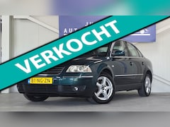 Volkswagen Passat - 1.8 Turbo Arctic Trekhaak GoedOnderhouden Nieuwe APK Clima Mooi