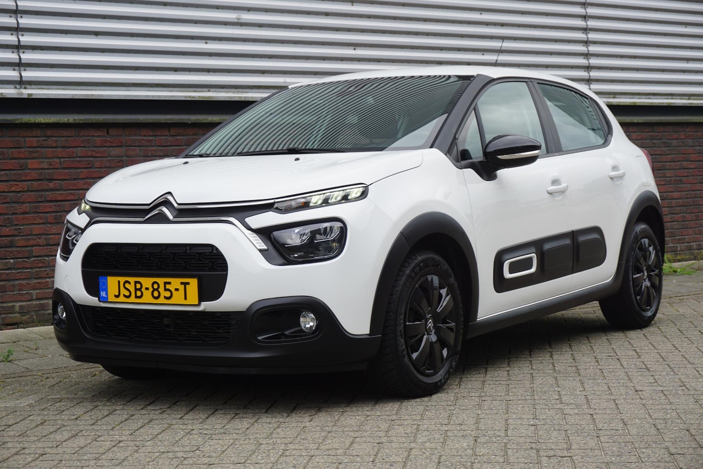 Citroën C3 - 1.2 PureTech Feel/INCL.NIEUWE DISTRIBUTIERIEM/ Navigatie/AppleCarPlay. - AutoWereld.nl